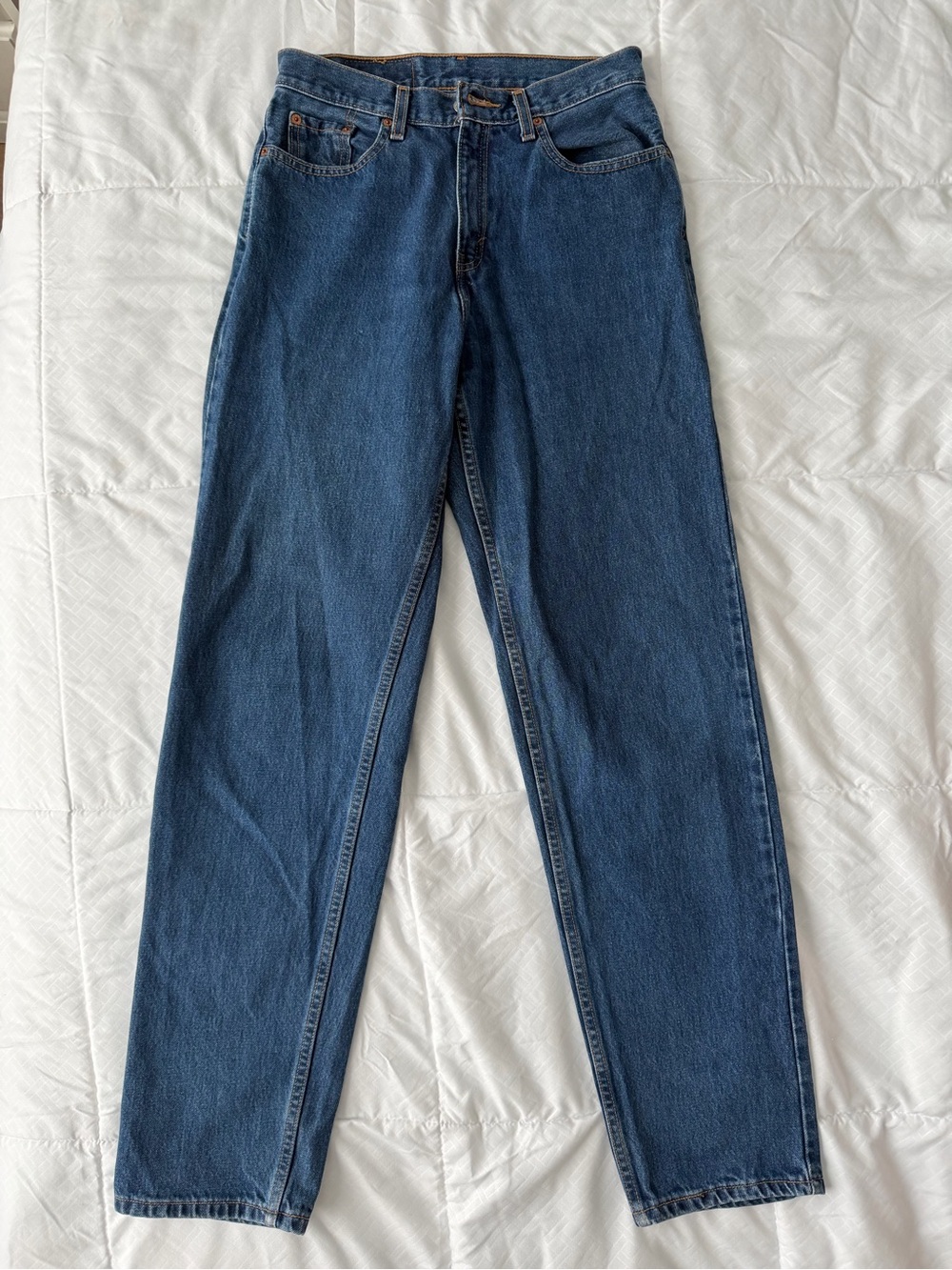 Vintage Levi’s 560 Jeans Women’s 8 Reg Blue Medium Wash Loose Fit Straight Leg